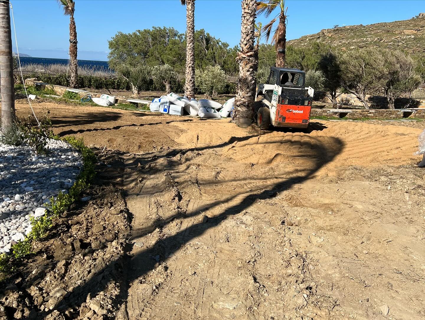 Εγκατάσταση Χλοοτάπητα σε Παραθαλάσσιο Κτήμα