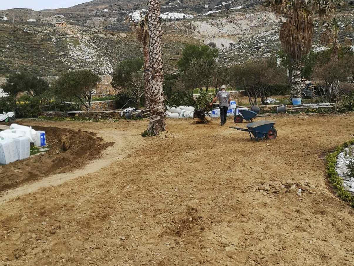 Εγκατάσταση Χλοοτάπητα σε Παραθαλάσσιο Κτήμα