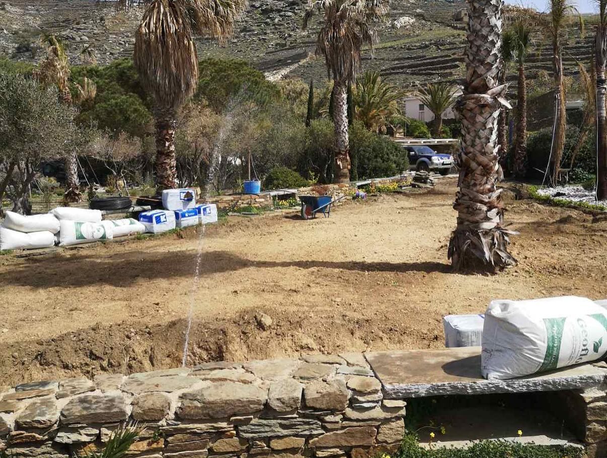 Εγκατάσταση Χλοοτάπητα σε Παραθαλάσσιο Κτήμα